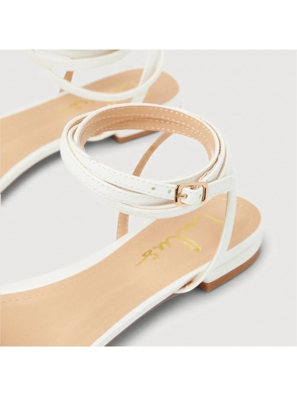 Lulu's- White ‘Esaly’ Ankle-Wrap Flat Sandals